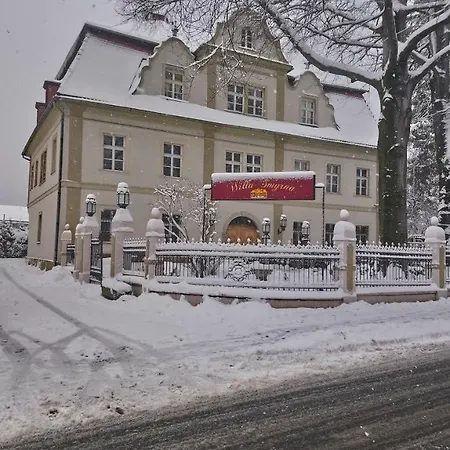 Palac Miejski 3*